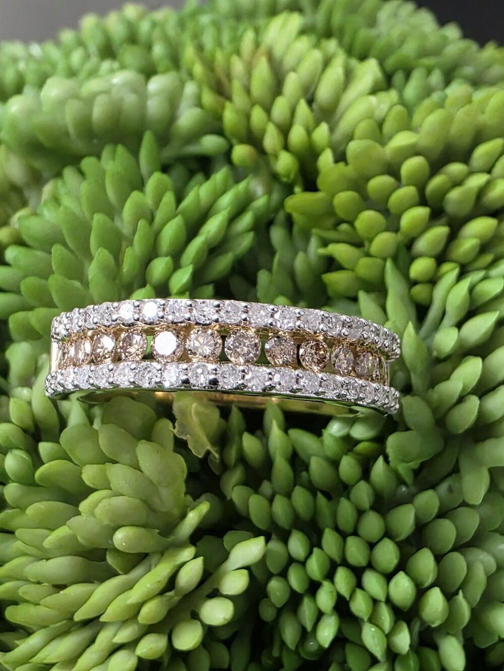 Watch Video / 1 Cttw Diamond 14K Gold Sterling Silver 925 Band Tension Set Ring